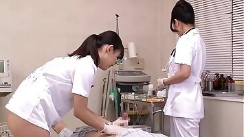 Japanese Nurses Take Take charge of Of Patients